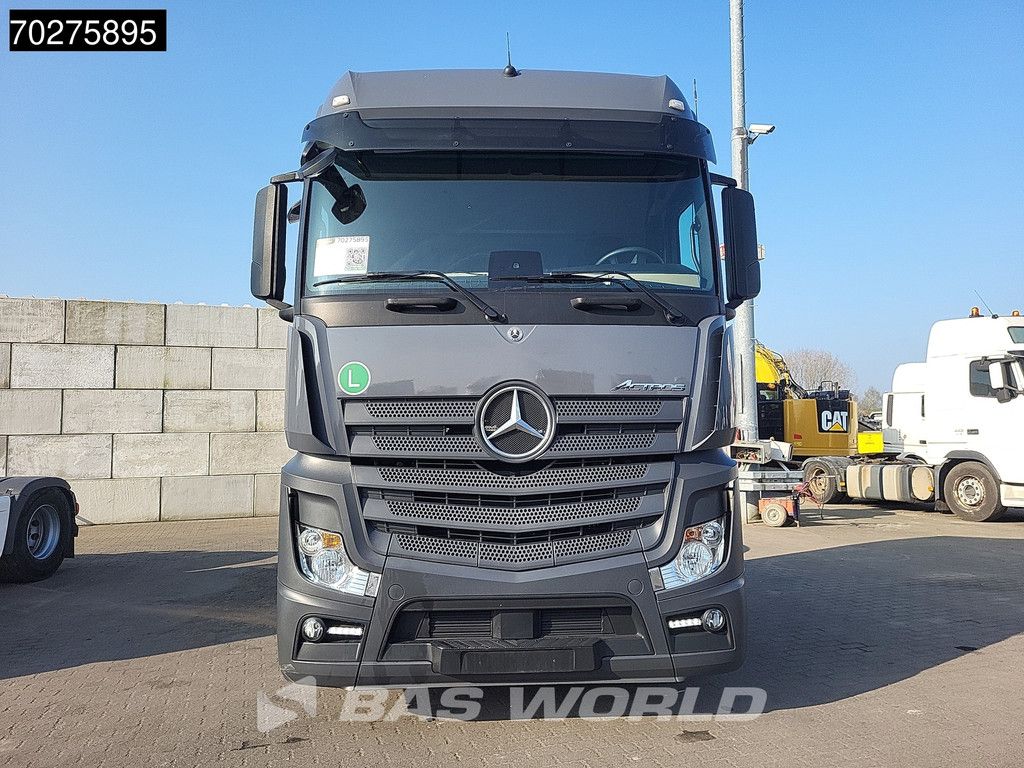 Mercedes Actros 1851 4X2 BigSpace 2x Tanks