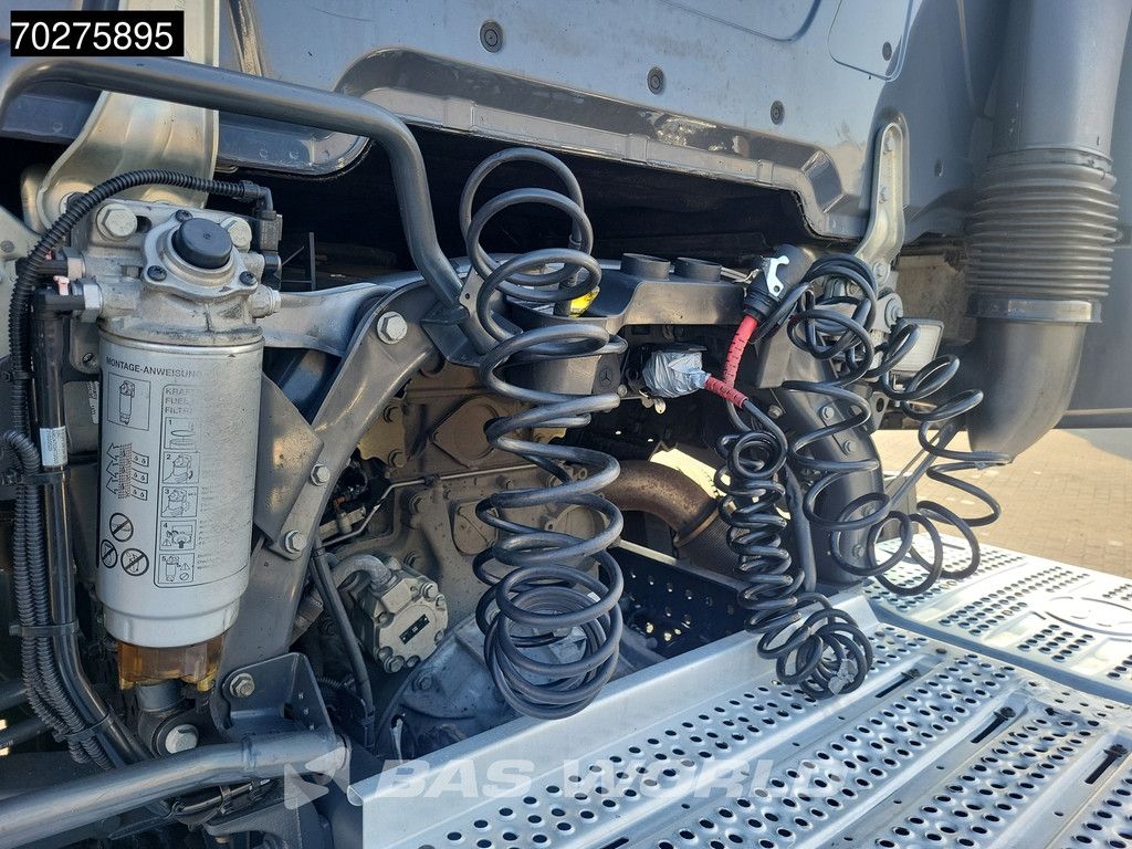 Mercedes Actros 1851 4X2 BigSpace 2x Tanks