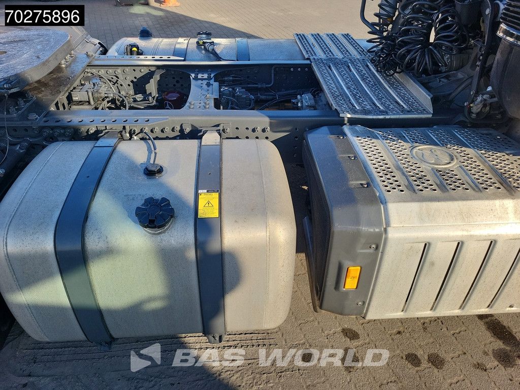 Mercedes Actros 1851 4X2 BigSpace 2x Tanks