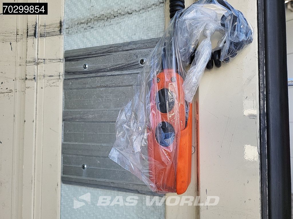 Mercedes Atego Atego 1223 4X2 12tonner Automatic 1500kg Ladebordwand Euro 6