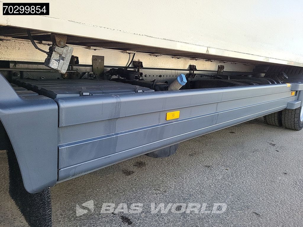 Mercedes Atego Atego 1223 4X2 12tonner Automatic 1500kg Ladebordwand Euro 6