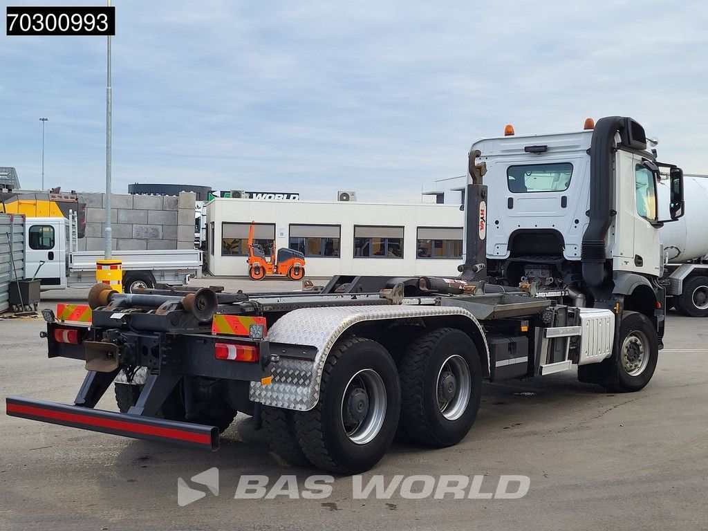 Mercedes Arocs 3342 6X4 HYVA 26-62-S Hooklift Big-Axle Automatic Euro 6