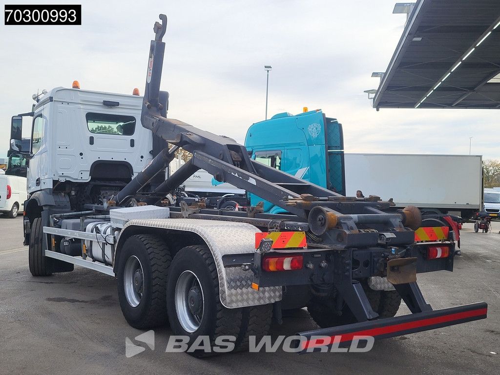 Mercedes Arocs 3342 6X4 HYVA 26-62-S Hooklift Big-Axle Automatic Euro 6