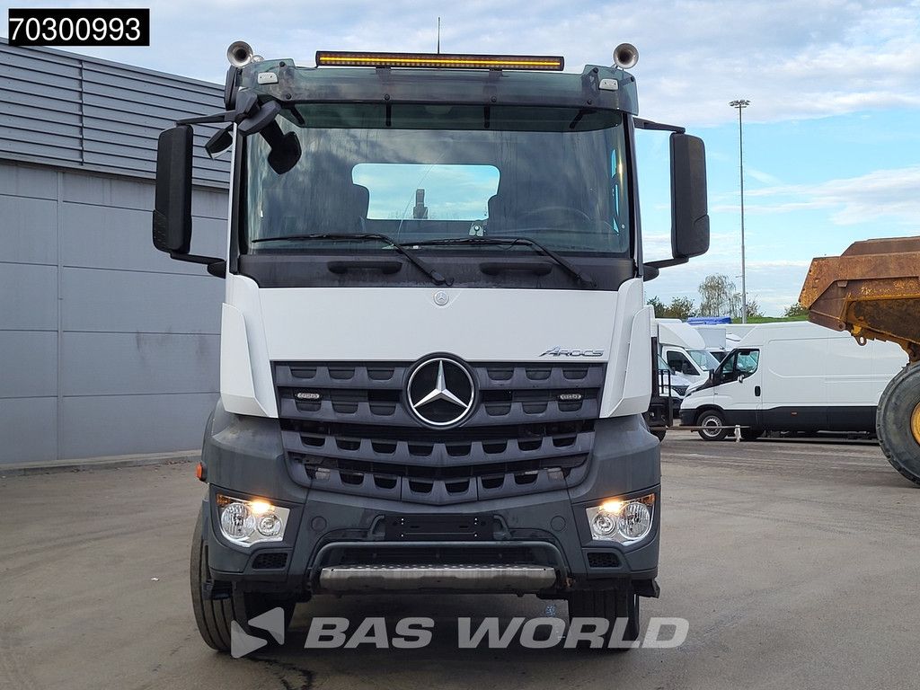 Mercedes Arocs 3342 6X4 HYVA 26-62-S Hooklift Big-Axle Automatic Euro 6