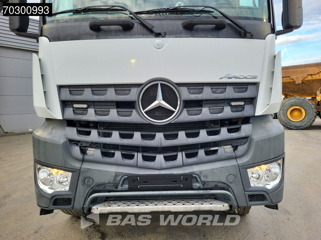 Mercedes Arocs 3342 6X4 HYVA 26-62-S Hooklift Big-Axle Automatic Euro 6