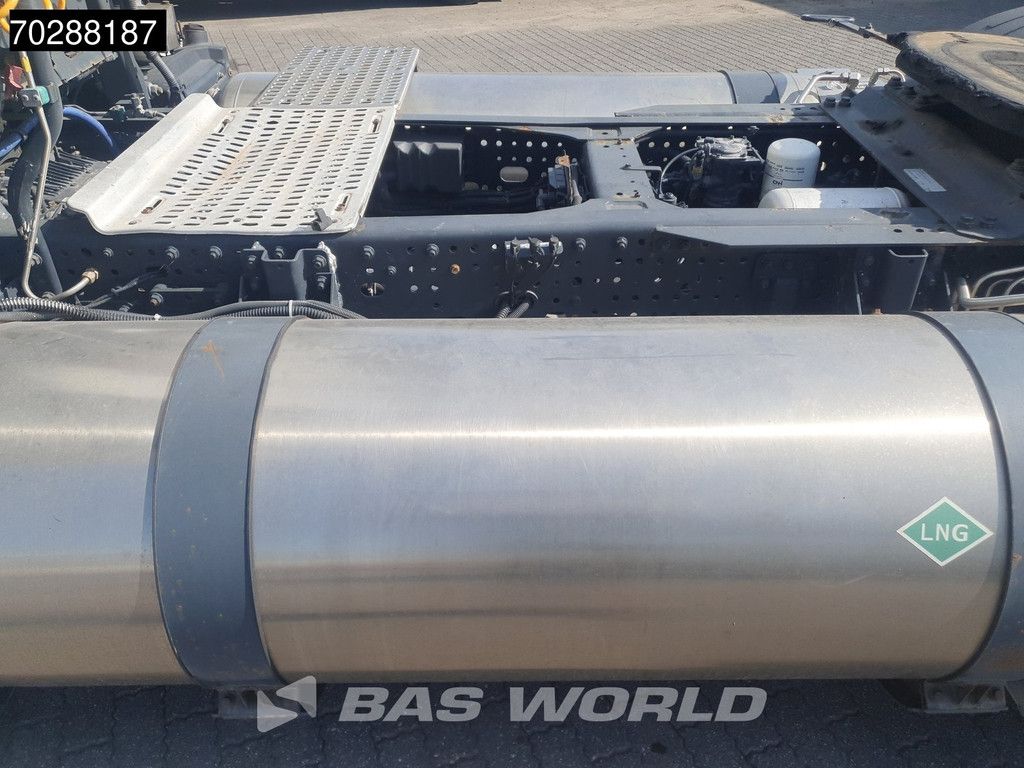 Iveco Stralis 400 4X2 Retarder 2xTanks LNG ACC Euro 6