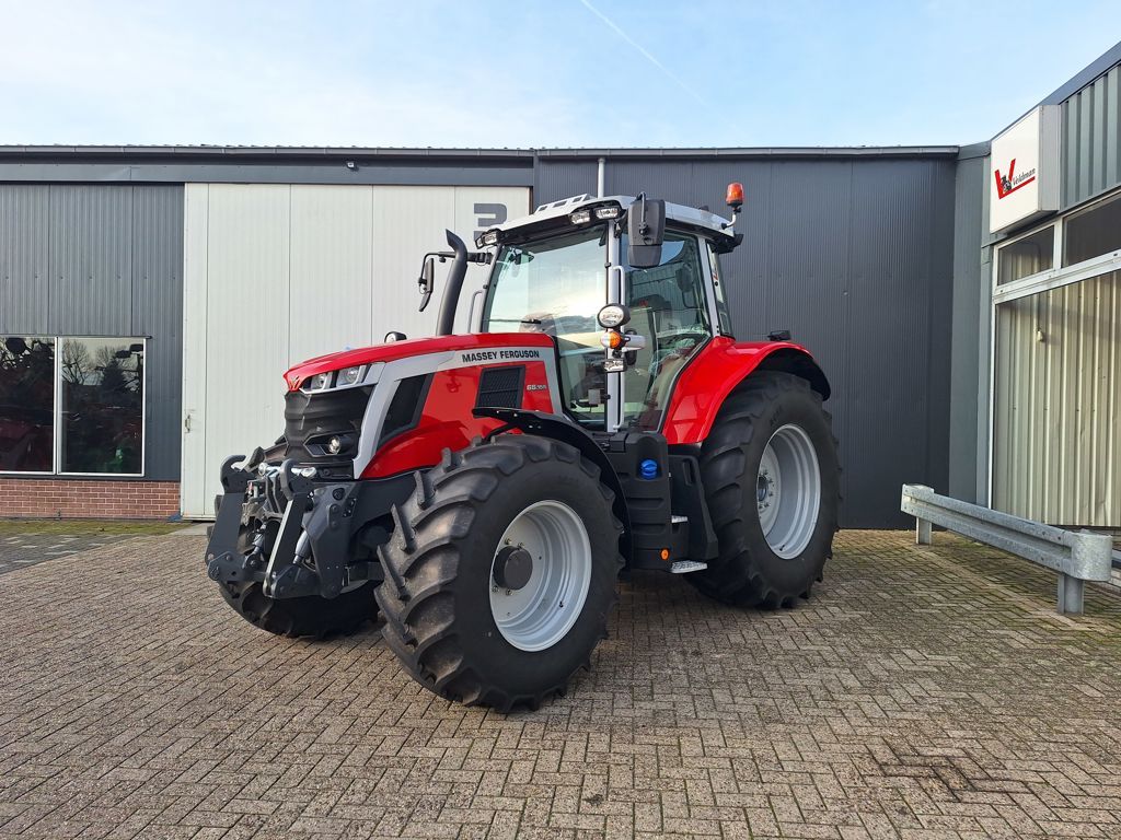 Massey Ferguson 6S.155 DYNA-6 EXCLUSIVE