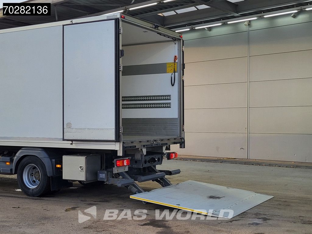 Mercedes Atego Atego 1524 4X2 15tonner Thermo King T-1200R 1500kg Ladebordwand Euro 6