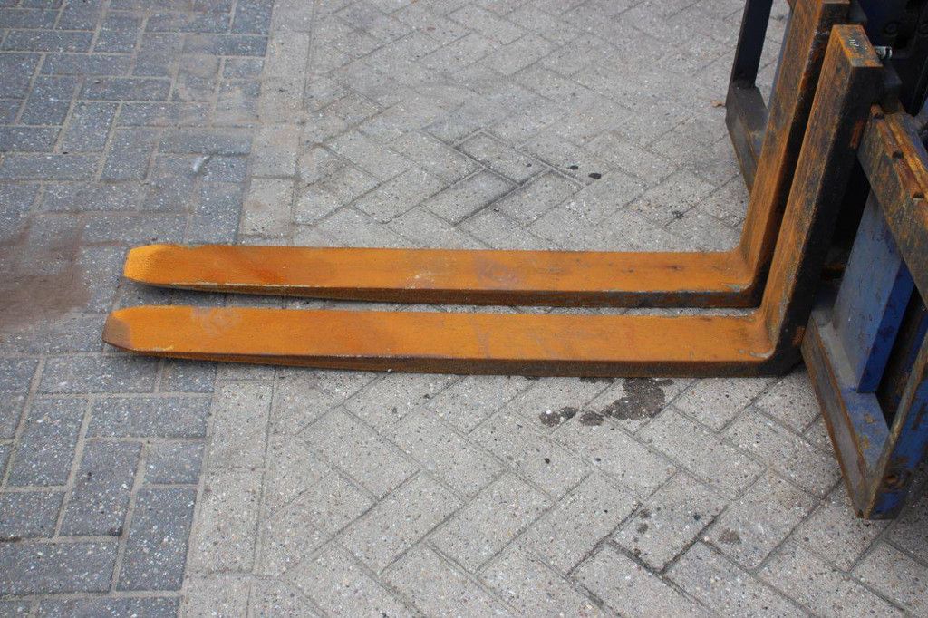 Komatsu FD45T-7 Elektro-Gabelstapler 2000