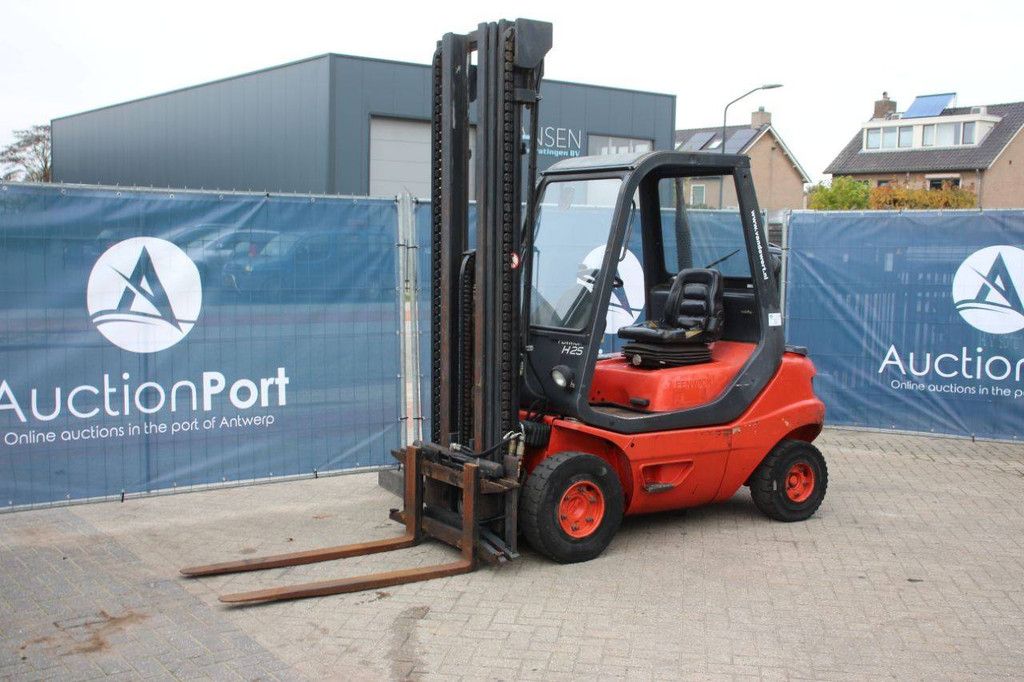 Forklift Fenwick H25 Diesel 2500kg 6.47m 1998