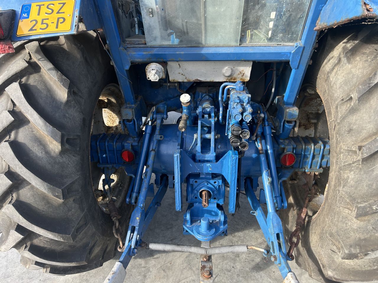 Ford 4110 (marge) stuurbekrachtiging