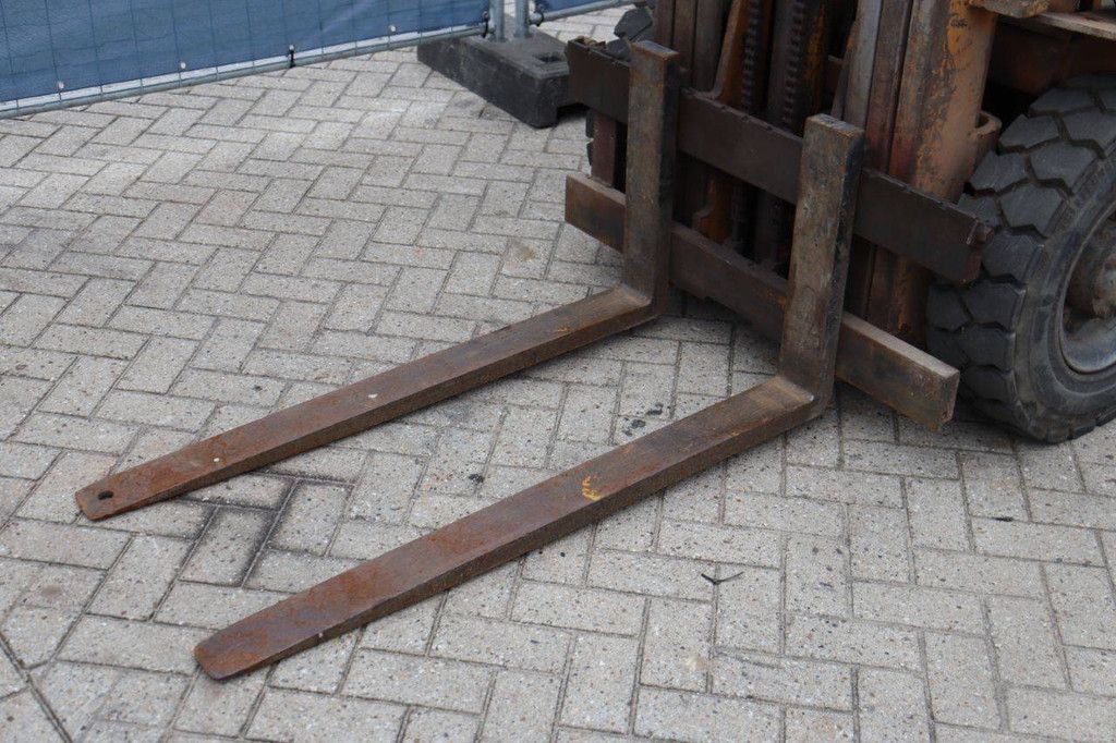 Forklift Komatsu FD-25-8 Diesel 2500kg 1986