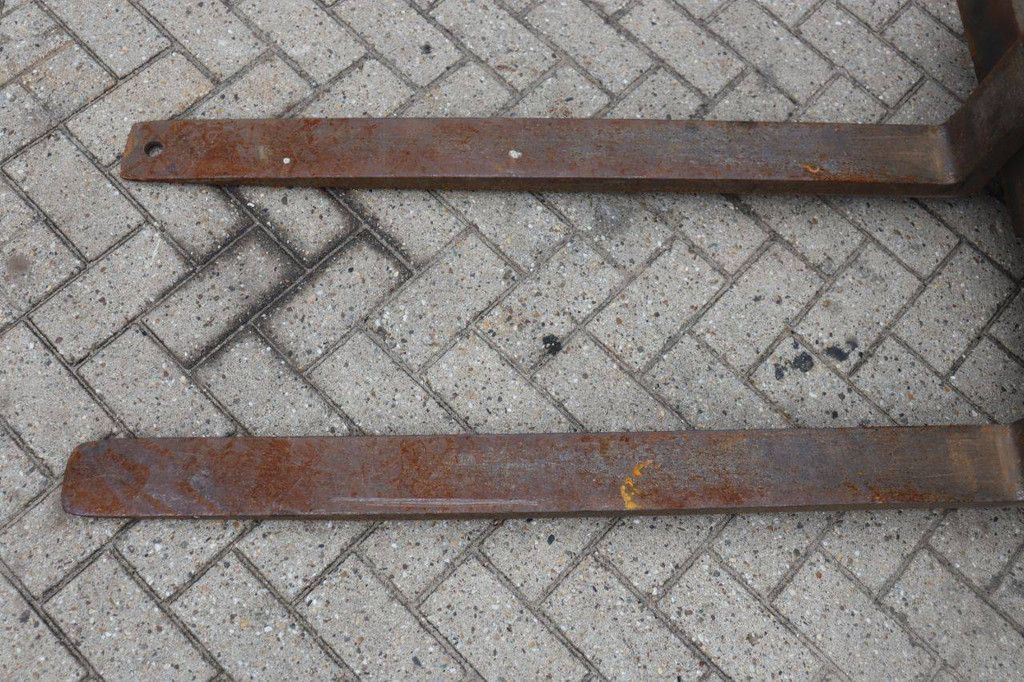 Forklift Komatsu FD-25-8 Diesel 2500kg 1986