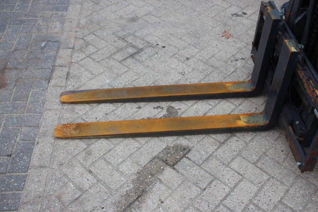 Gabelstapler Linde H18T-01 LPG 1800kg 2012