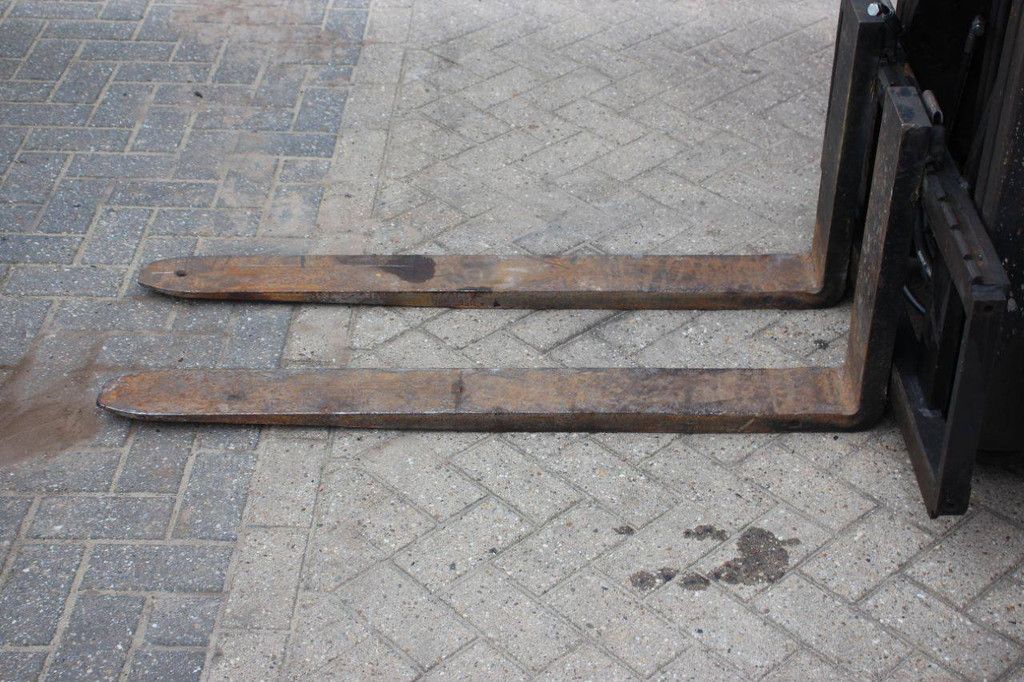 Forklift Toyota 42-7FGF25 LPG 2500kg 4.0m 2001