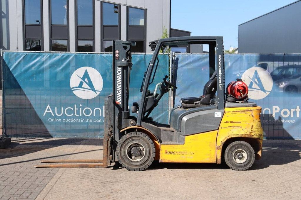 Forklift Jungheinrich TFG 425 LPG 2500kg 4.0m 2014