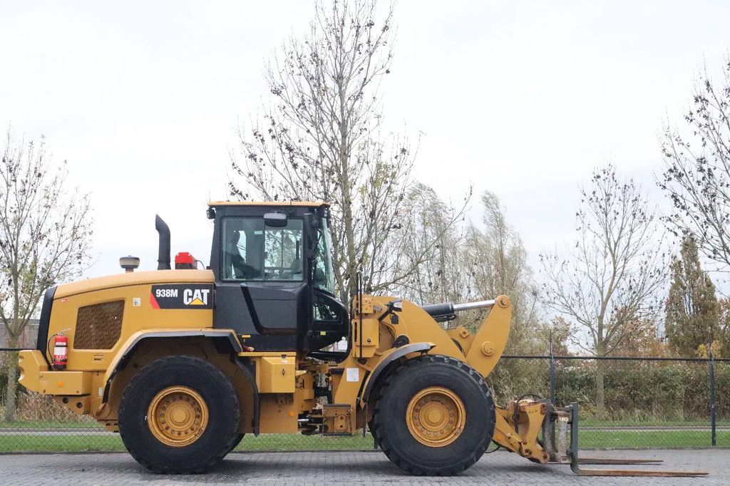 Caterpillar 938 M | 2X BUCKET | JIB | FORKS | BSS | GOOD CONDITION