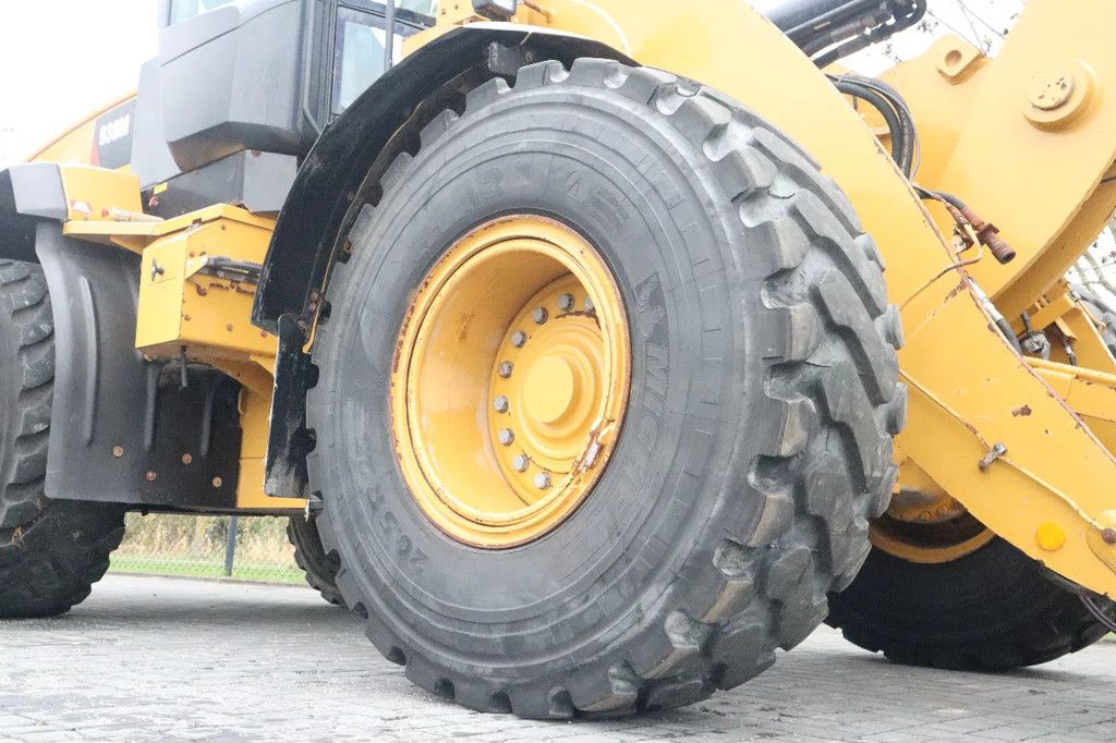 Caterpillar 938 M | 2X BUCKET | JIB | FORKS | BSS | GOOD CONDITION