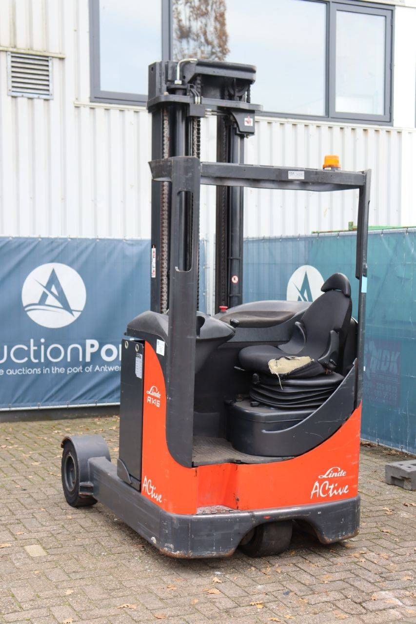 Schubmaststapler Linde R14G-12 Elektro 1400 kg 2010