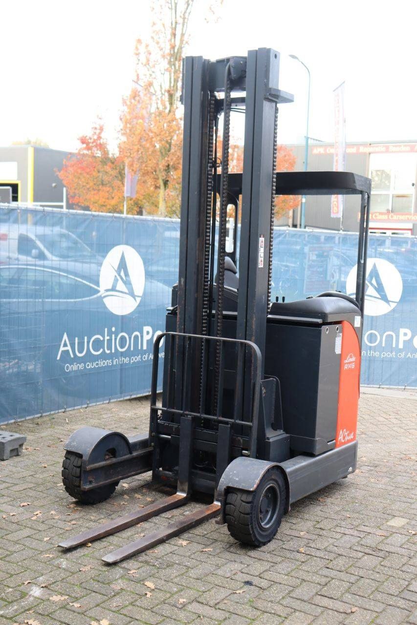 Schubmaststapler Linde R14G-12 Elektro 1400 kg 2010