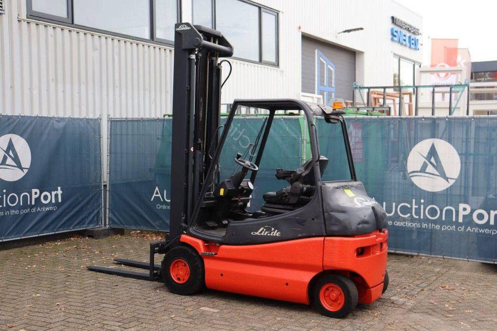 Gabelstapler Linde E25-02 Elektro 2500kg 2002