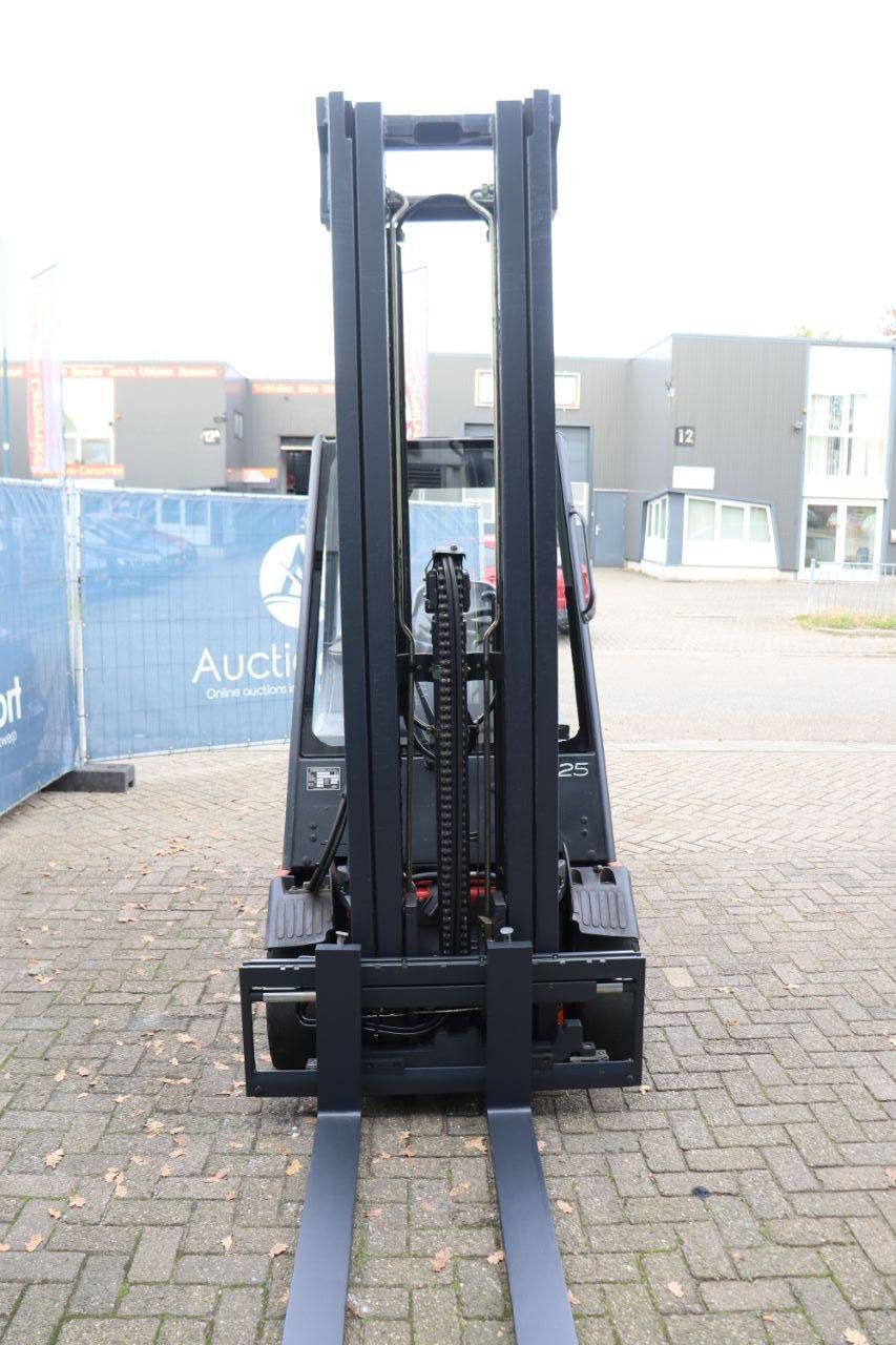 Gabelstapler Linde E25-02 Elektro 2500kg 2002