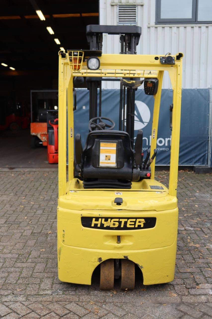 Hyster J2.0XNT MWB Electric Forklift 1910kg 3.93m 2015