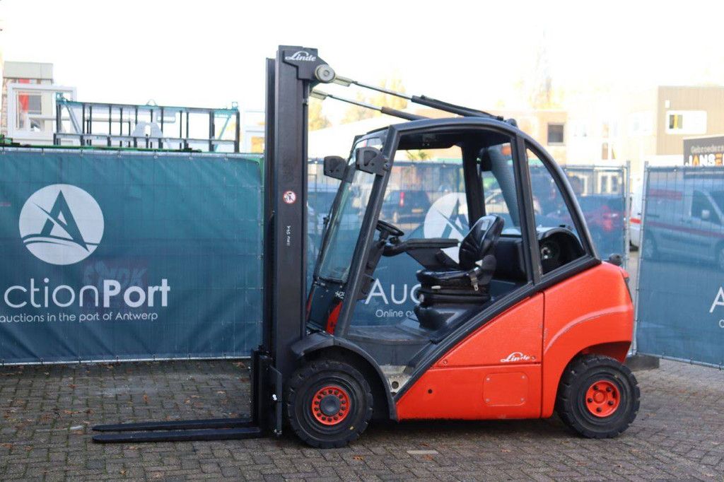 Forklift Linde H25T LPG 2500kg 5.9m 2006