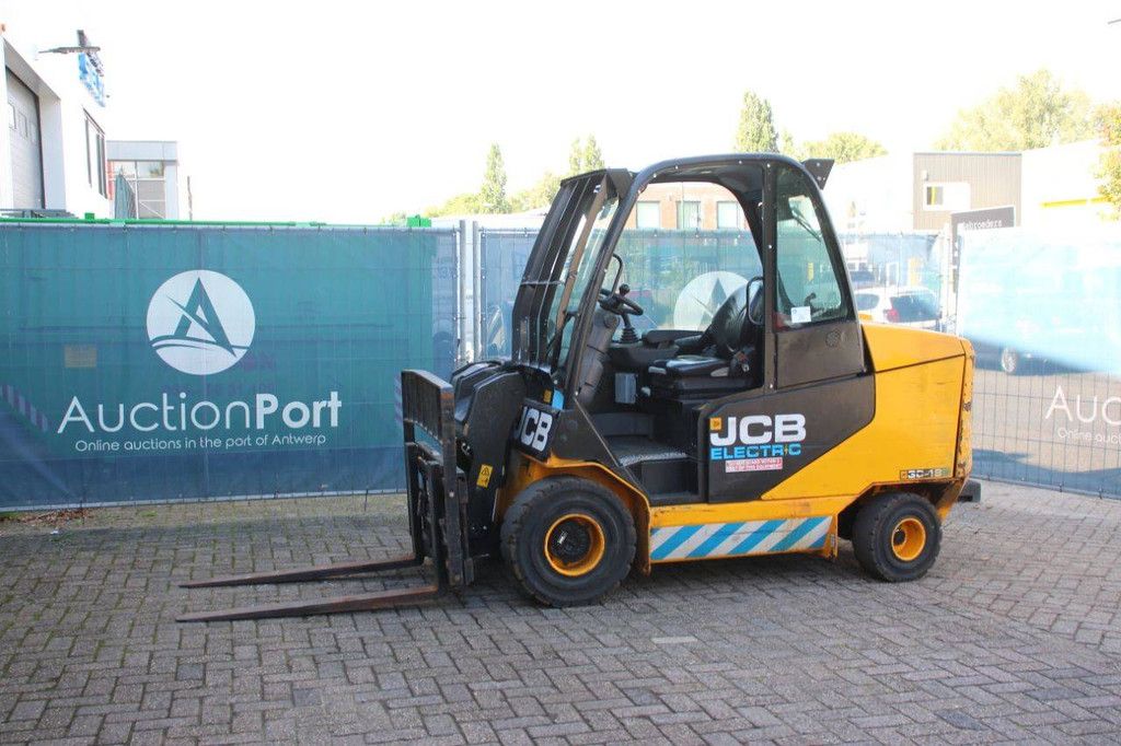 Verreiker JCB 30-19E Elektrisch 3000kg 4m 2019