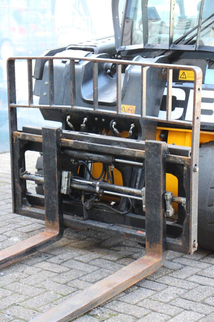 Verreiker JCB 30-19E Elektrisch 3000kg 4m 2019