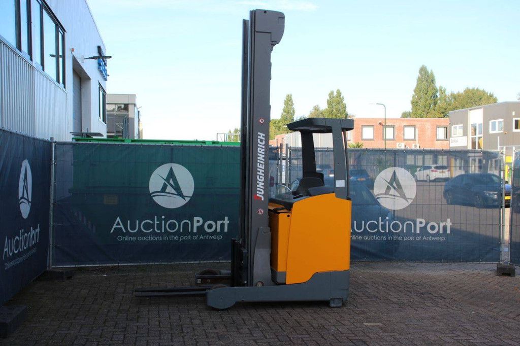 Schubmaststapler Jungheinrich ETV214 Elektro 1400 kg 8,72 m 2016