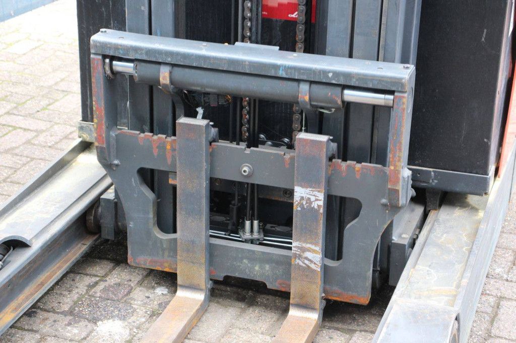 Schubmaststapler Linde R14-01 Elektro 1400 kg 8,6 m 2016