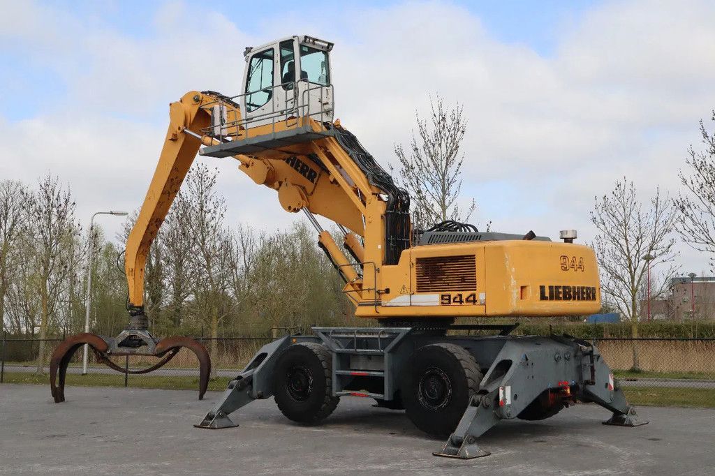 Liebherr A944 C HD | LOG GRAPPLE | HOLZGREIFER | TIMBER