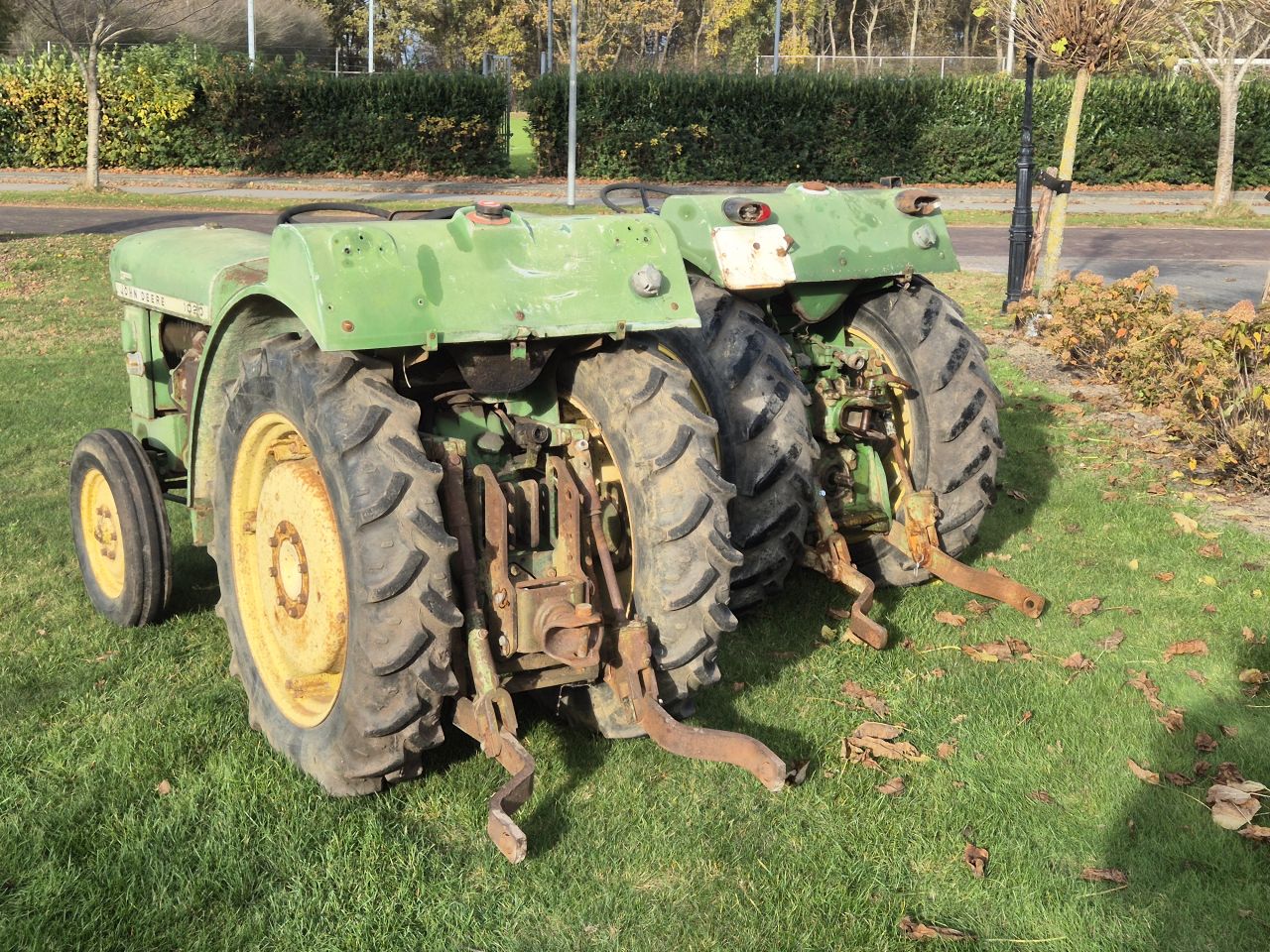 John Deere 1020