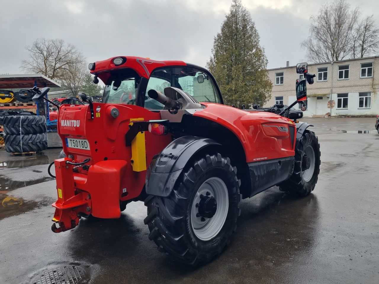 Manitou MLT 840-145 PS for sale