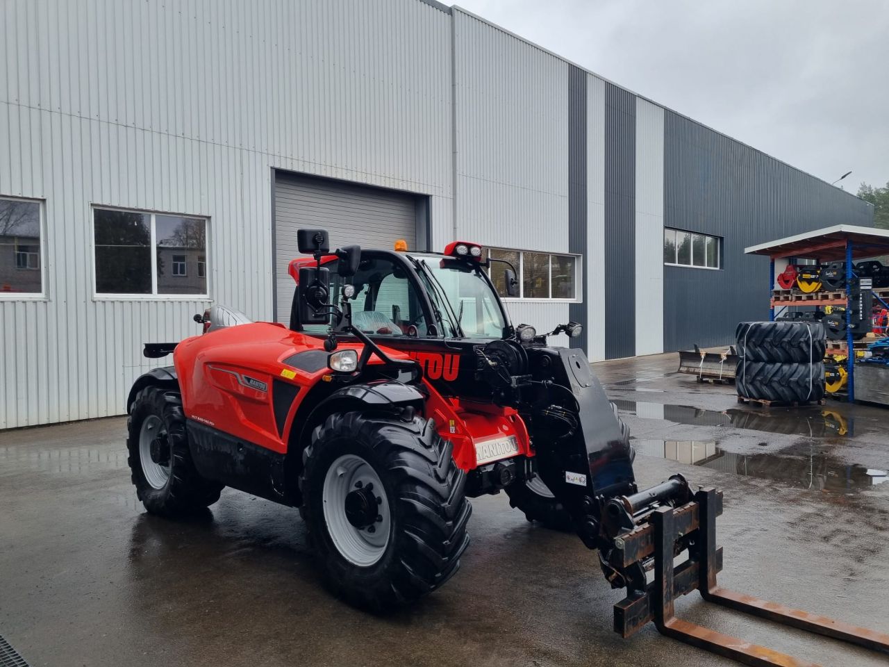 Manitou MLT 840-145 PS for sale