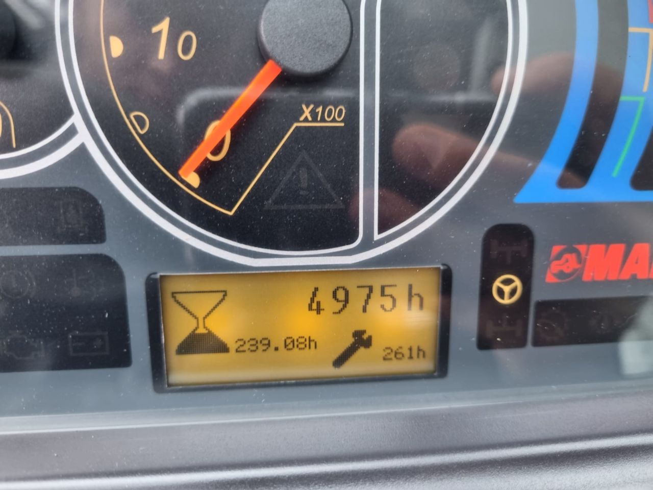 Manitou MLT 840-145 PS for sale