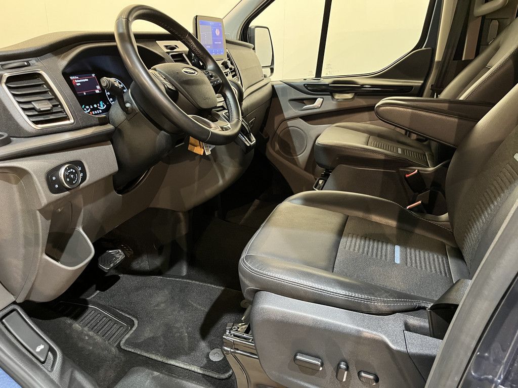 Ford Transit Custom 320 2.0 TDCI L2H1 Active 170 PK Automaat DC Dubbel Cabine / Euro 6 / 2X Schuifdeur / Airco / Cruise Control / Camera / CarPlay / Navigatie / Trekhaak / 52.500 KM !!