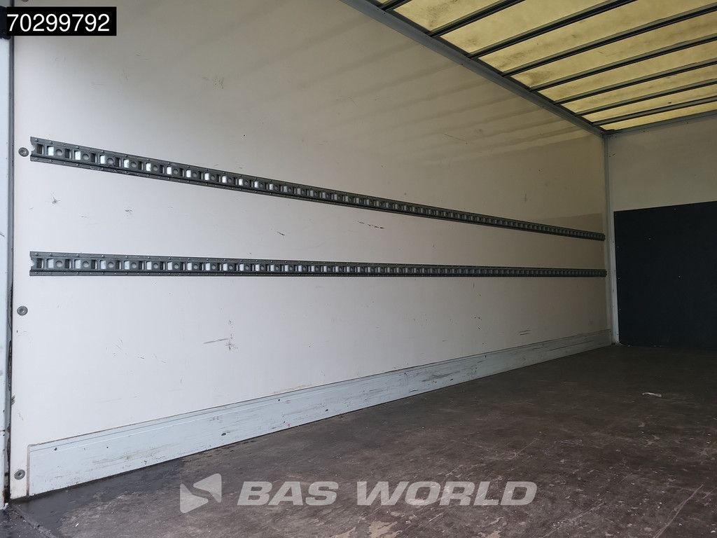 Mercedes Atego 818 4X2 8tonner Automatic 1000kg Ladebordwand Euro 6