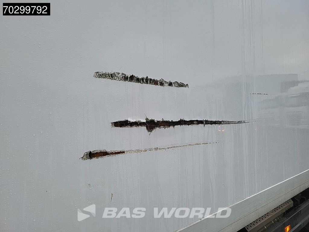 Mercedes Atego 818 4X2 8tonner Automatic 1000kg Ladebordwand Euro 6