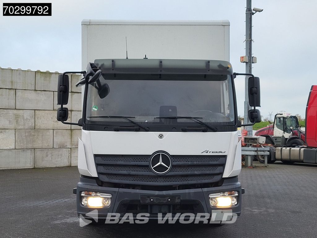 Mercedes Atego 818 4X2 8tonner Automatic 1000kg Ladebordwand Euro 6