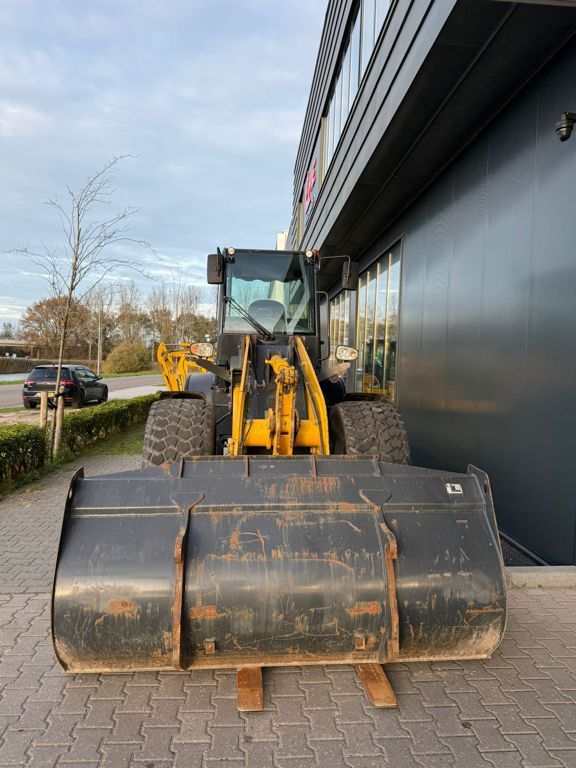 Komatsu WA100M-8E0 (demo 2022 /1350h)