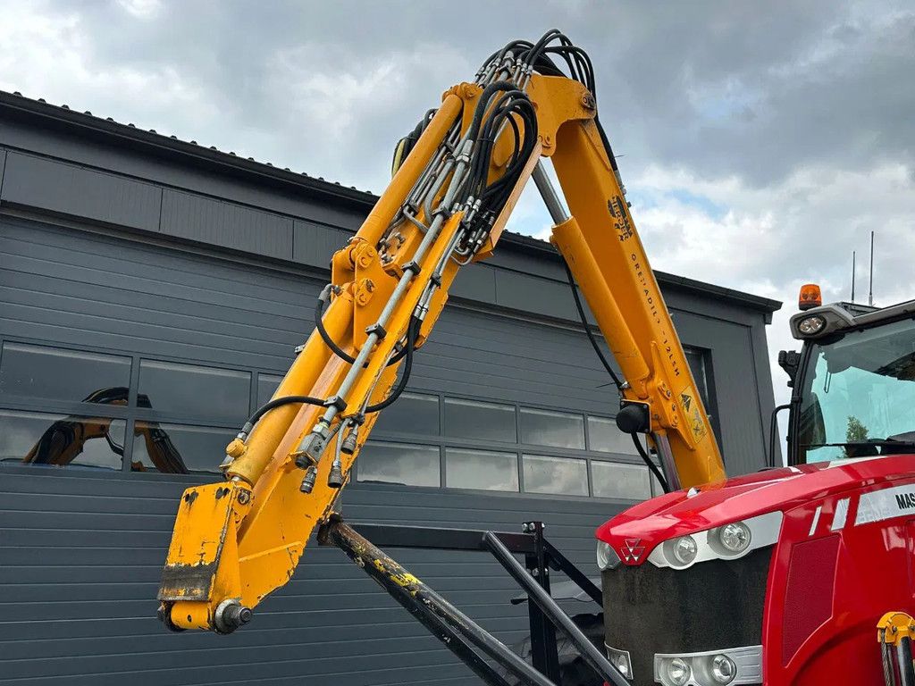 Massey Ferguson 6713S Dyna 6