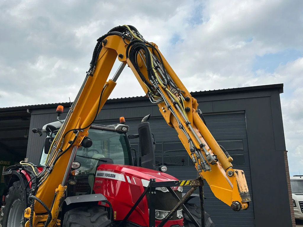 Massey Ferguson 6713S Dyna 6