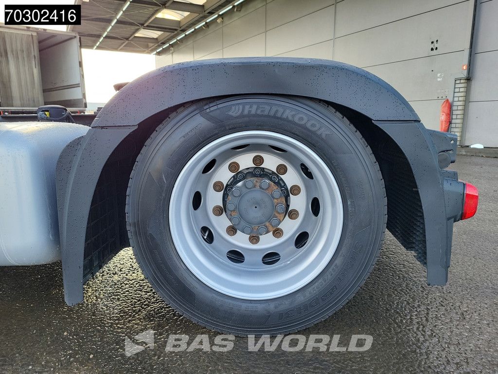 Mercedes Actros 1845 4X2 GigaSpace Mega Retarder 2x Tanks Standklima Xenon Euro 6