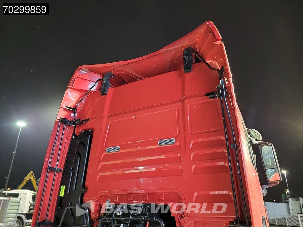 MAN TGX 18.460 4X2 XLX Retarder 2x Tanks