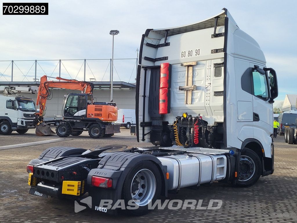 Iveco S-Way 460 4X2 Mega Retarder 2xTanks ACC Euro 6