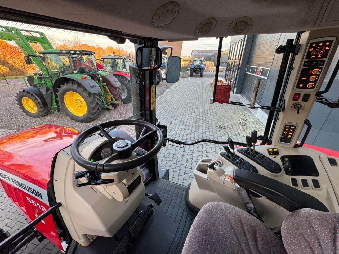 Massey Ferguson 6612 Dyna4