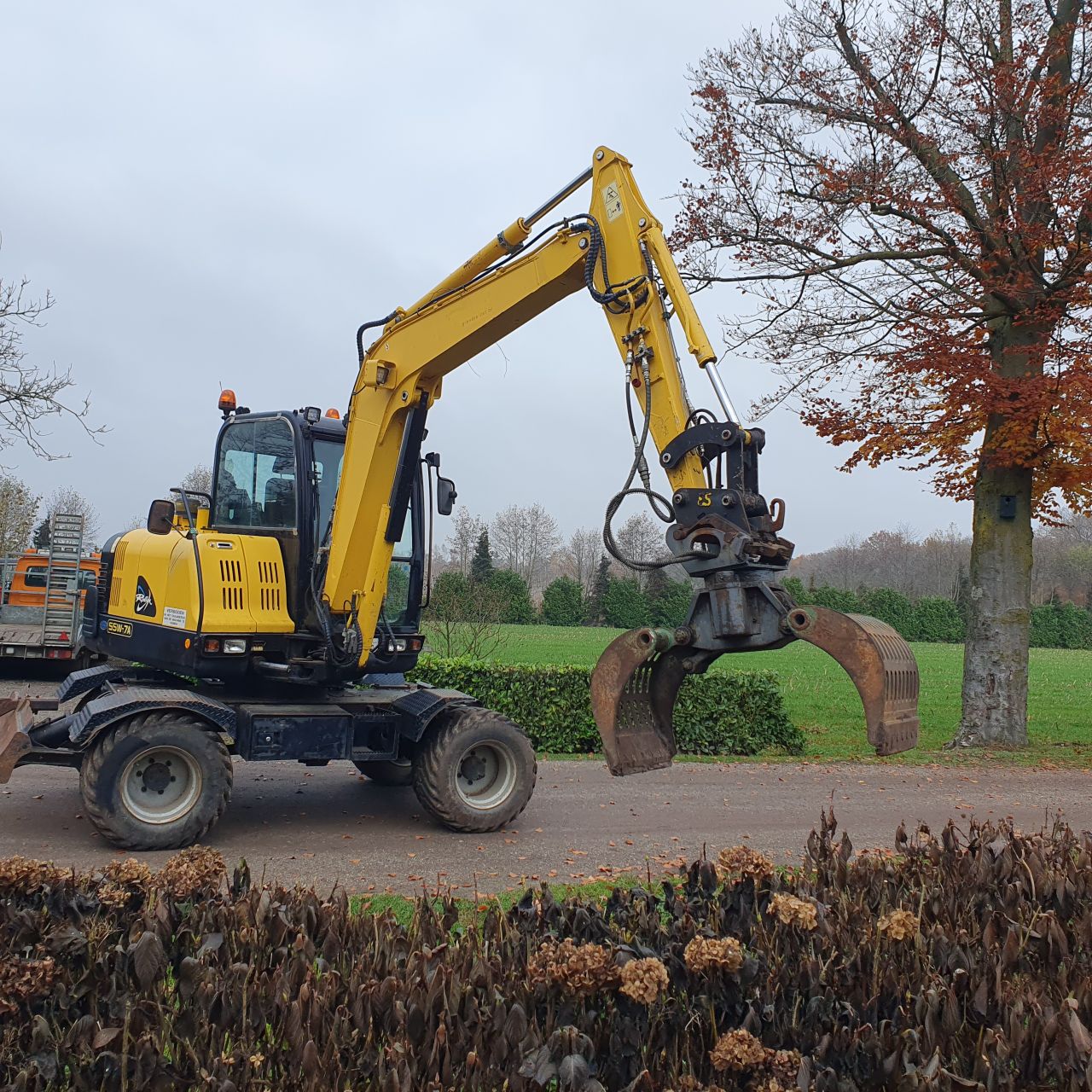 Minigraver bandenkraan hyundai robex 55