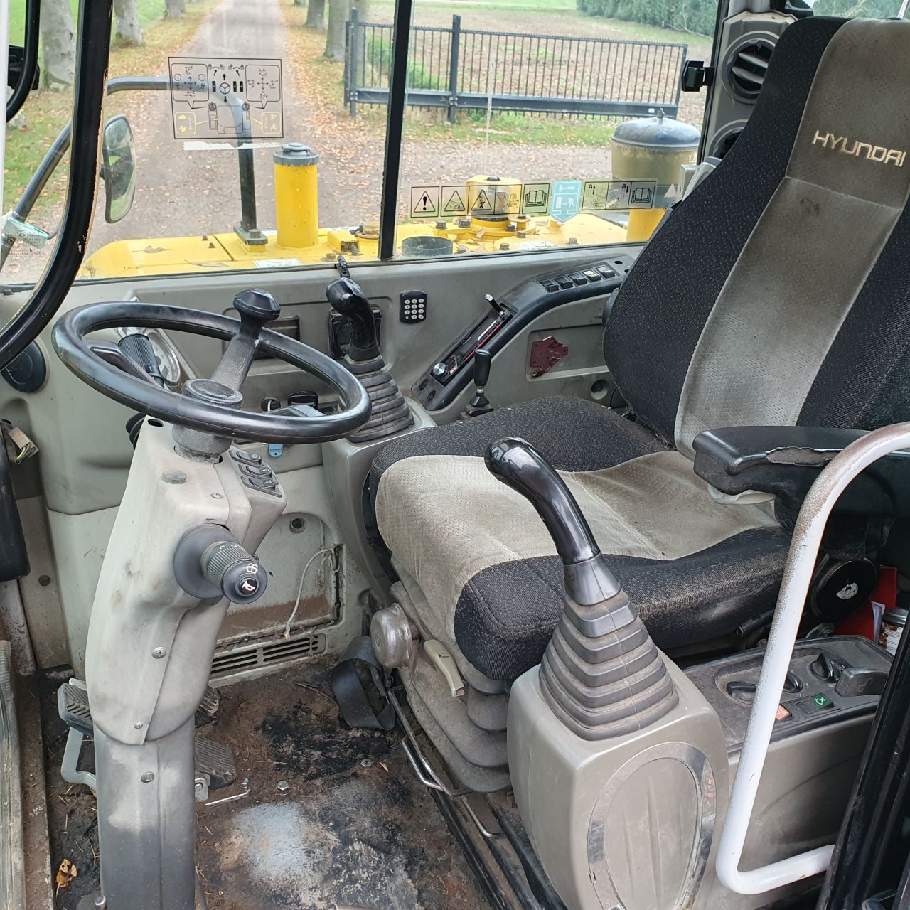 Minigraver bandenkraan hyundai robex 55